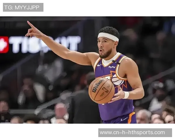 布克首节突破海斯防守时受伤乔丹奥特透露伤退原因