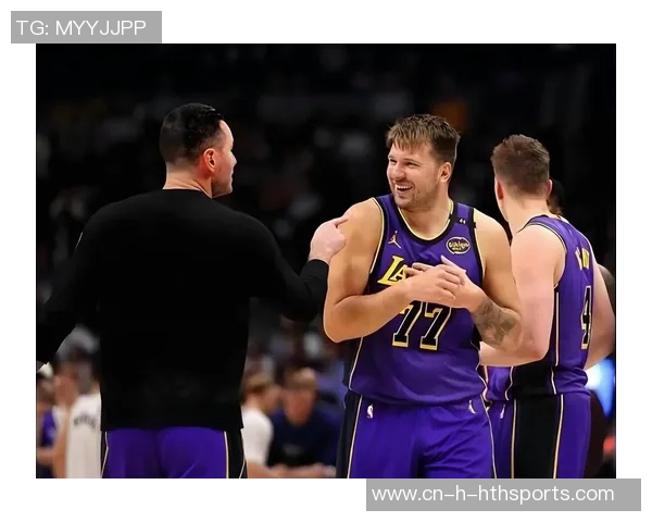 雷迪克称赞詹姆斯适应能力强与东契奇里夫斯有过合作经历