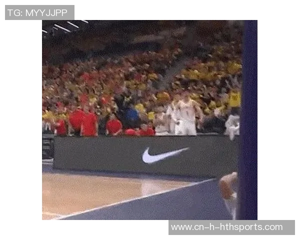 KD转发沃克左手压哨神球令人震惊这一创意真是绝妙之作