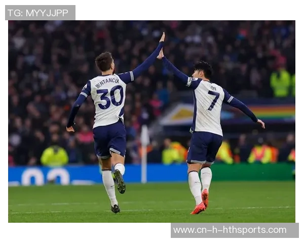 罗梅罗与孙兴慜重聚合影分享感慨球队传奇的深厚情谊