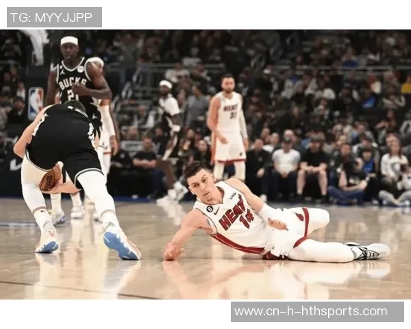 韦尔右腿腿筋紧张明日对阵开拓者出战成疑希罗因伤缺席比赛